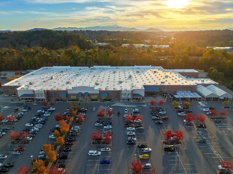 Parking Lot Retail Stores